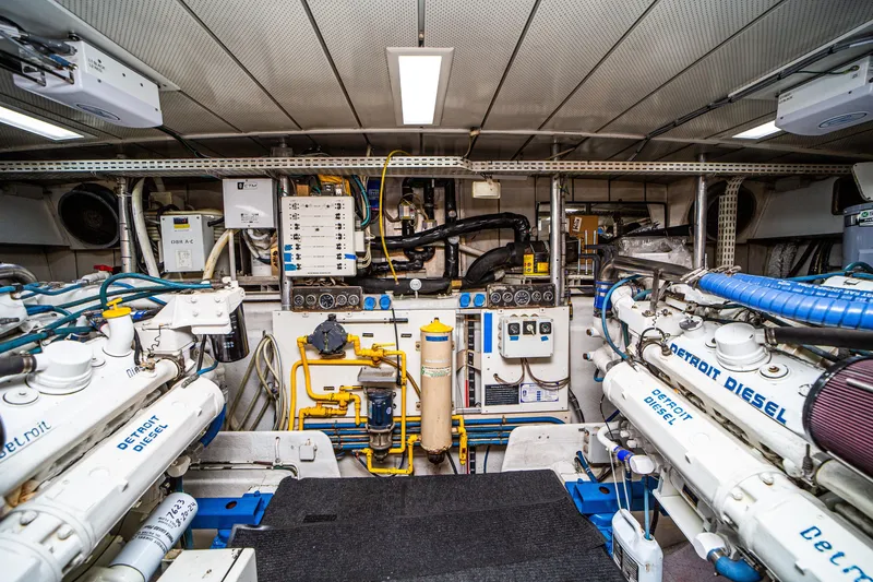 Slide: The Image of Guy Couach 97 1987 - 63