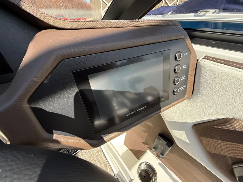 Slide: The Image of Cobalt CS23 Surf 2025 - 494