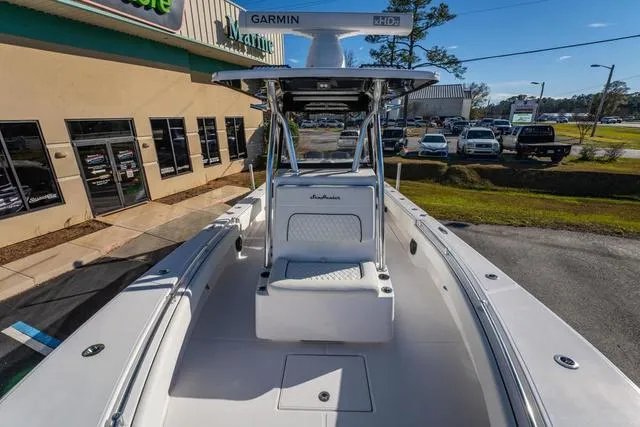 Slide: The Image of Sea Hunter 28 Floridian 2020 - 21
