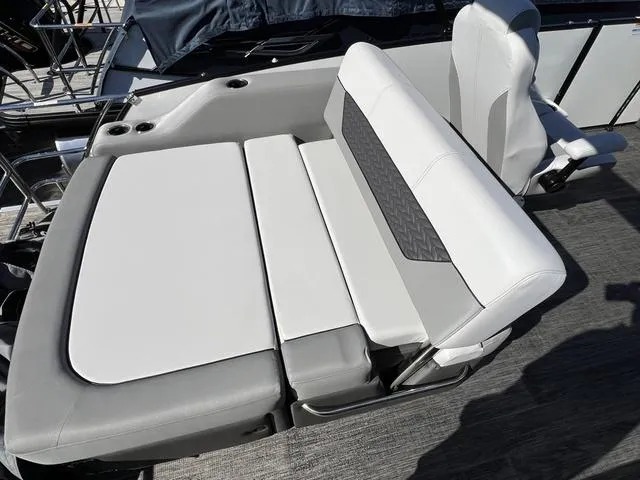 Slide: The Image of Godfrey Monaco 235 SFL Tritoon 2025 - 12