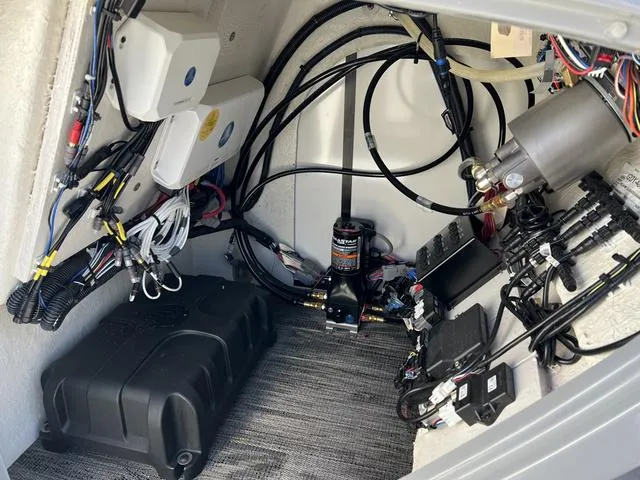 Slide: The Image of Godfrey Monaco 235 SFL Tritoon 2025 - 13