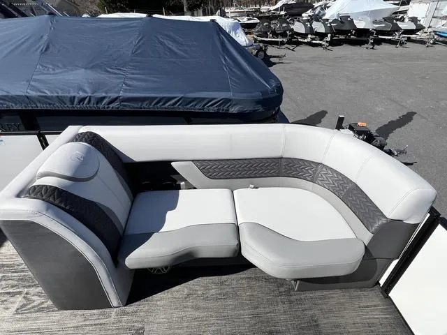 Slide: The Image of Godfrey Monaco 235 SFL Tritoon 2025 - 5