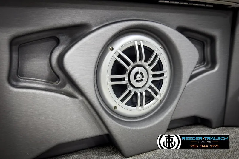 Slide: The Image of 2020 Avalon 2285 LSZ CRB speaker detail with Reeder-Trausch Marine logo. - 37
