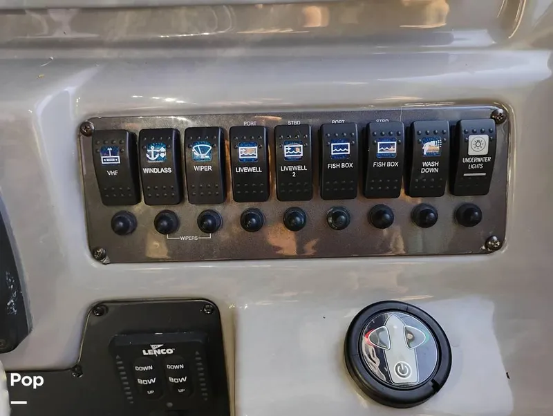 Slide: The Image of 2014 Robalo R305 for sale in Merritt Island, FL - 39