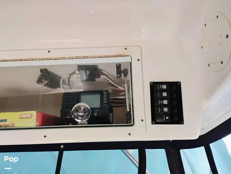 Slide: The Image of 2014 Robalo R305 for sale in Merritt Island, FL - 43