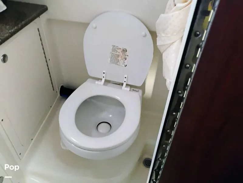 Slide: The Image of 2014 Robalo R305 for sale in Merritt Island, FL - 54