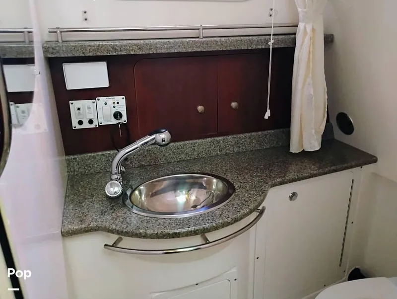 Slide: The Image of 2014 Robalo R305 for sale in Merritt Island, FL - 55