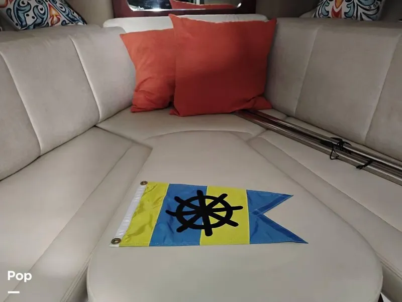 Slide: The Image of 2014 Robalo R305 for sale in Merritt Island, FL - 59