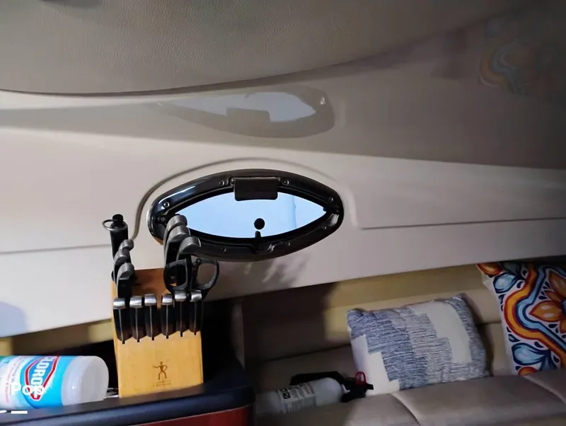 Slide: The Image of 2014 Robalo R305 for sale in Merritt Island, FL - 62