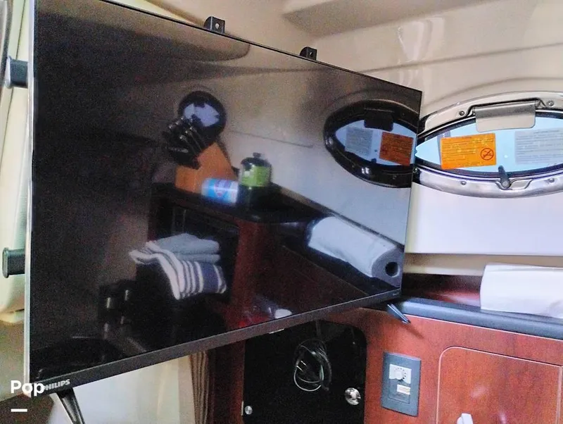 Slide: The Image of 2014 Robalo R305 for sale in Merritt Island, FL - 64