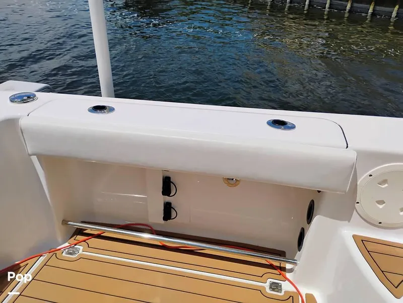 Slide: The Image of 2014 Robalo R305 for sale in Merritt Island, FL - 74