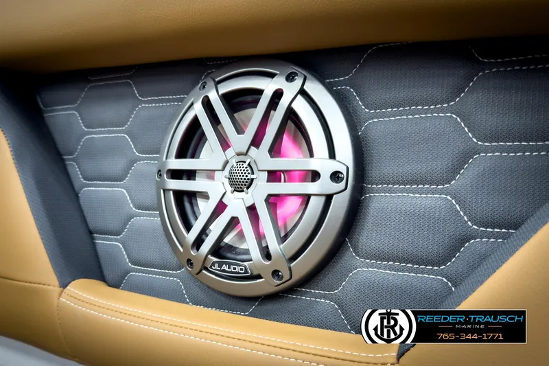 Slide: The Image of Speaker system in 2025 Four Winns HD3 boat interior, featuring JL Audio and stylish upholstery. - 43