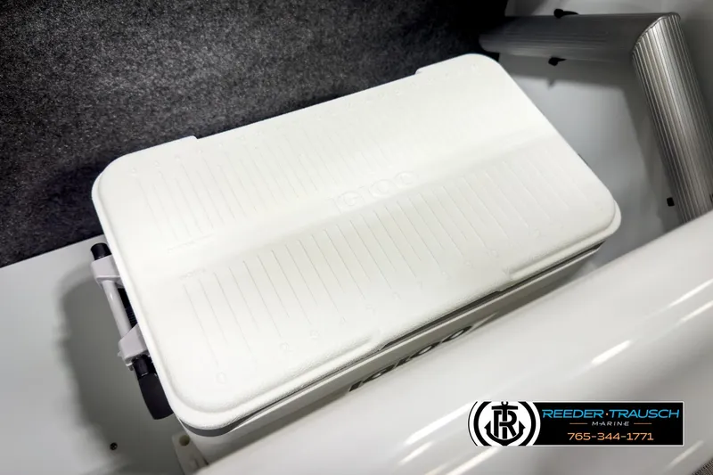 Slide: The Image of White cooler on 2025 Four Winns HD3 boat, Reeder-Trausch Marine branding visible. - 46