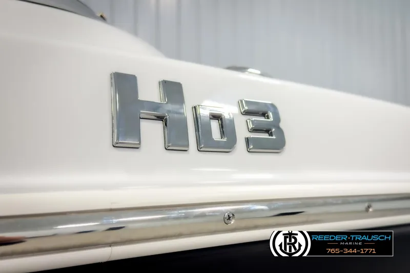 Slide: The Image of Four Winns HD3 2025 - 64