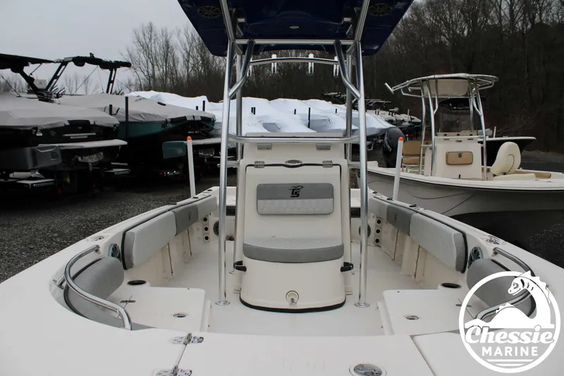 Slide: The Image of Carolina 21 Ultra Elite 2025 - 3