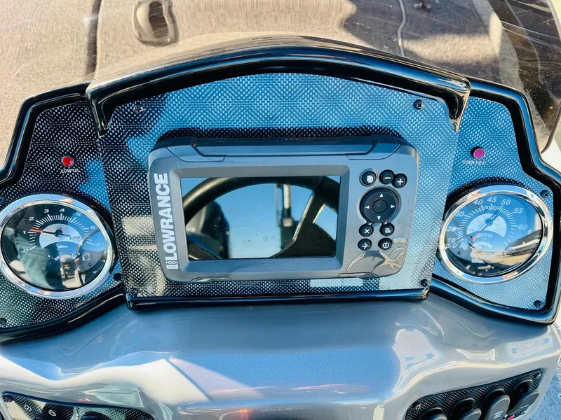 Slide: The Image of Dashboard of 2020 G3 Sportsman 1910 with Lowrance fishfinder and gauges. - 33