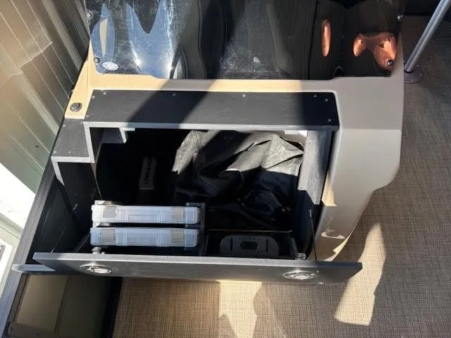 Slide: The Image of Viaggio X20F Luxury Fish-n-Fun 2025 - 22