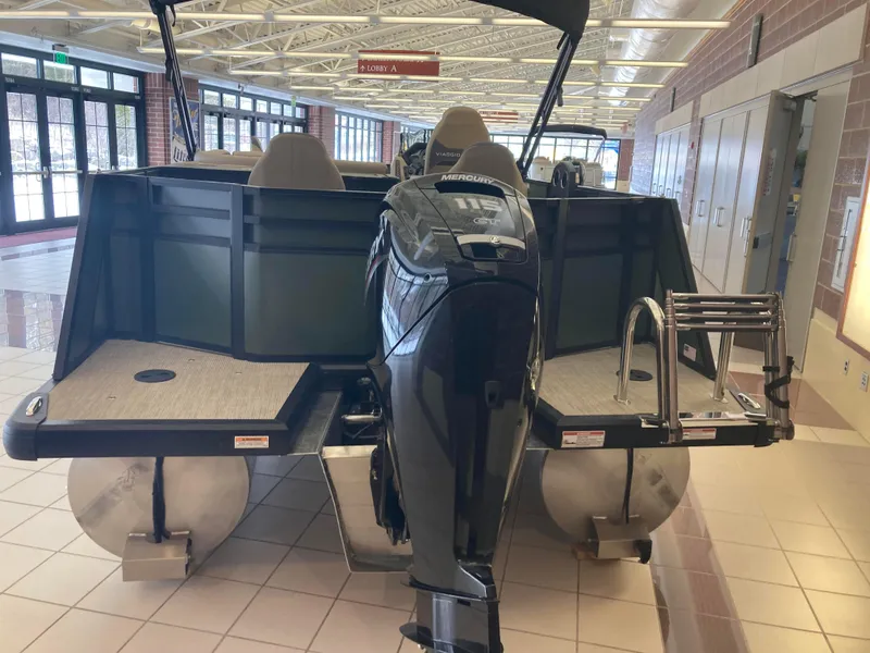 Slide: The Image of Viaggio X20F Luxury Fish-n-Fun 2025 - 5