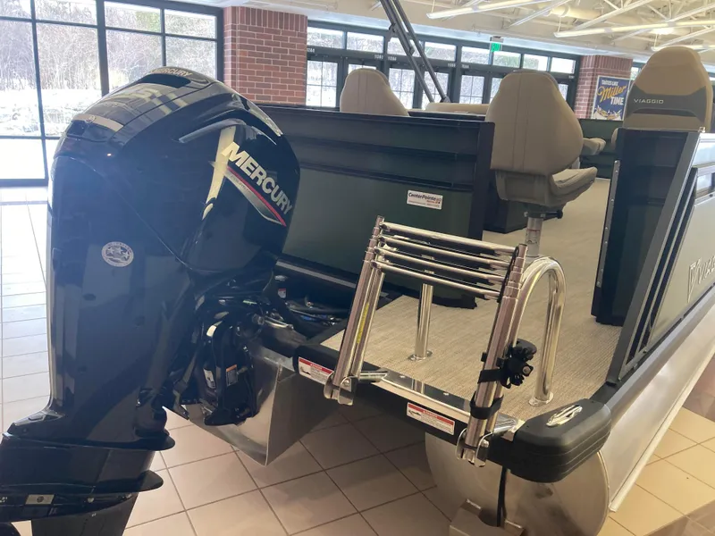 Slide: The Image of Viaggio X20F Luxury Fish-n-Fun 2025 - 6