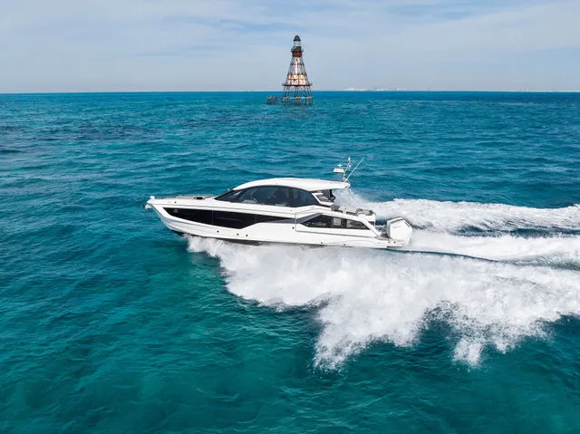 Slide: The Image of Galeon 435 GTO 2026 - 24