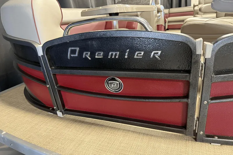 Slide: The Image of Premier 250 Solaris PTX 2014 - 19
