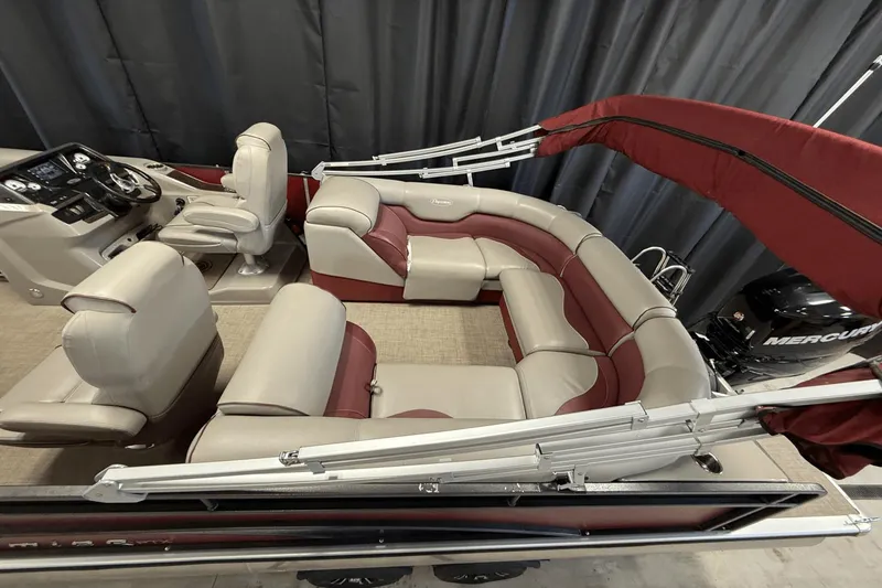 Slide: The Image of Premier 250 Solaris PTX 2014 - 6