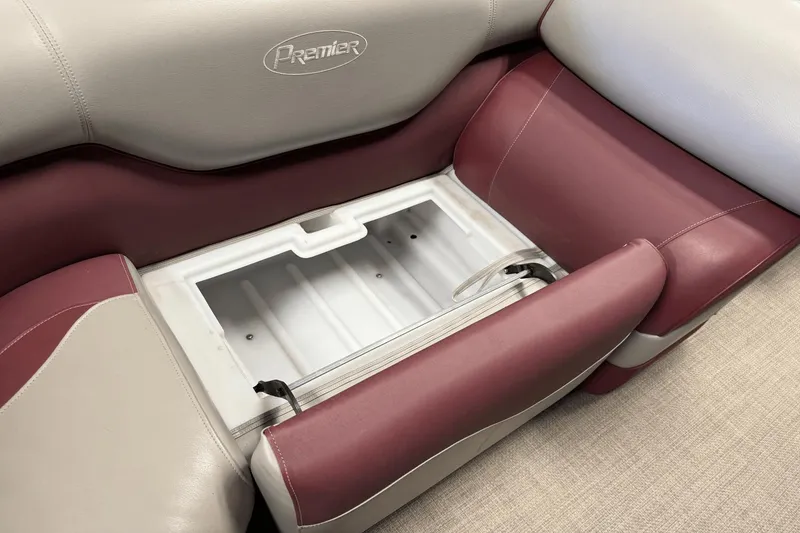 Slide: The Image of Premier 250 Solaris PTX 2014 - 77