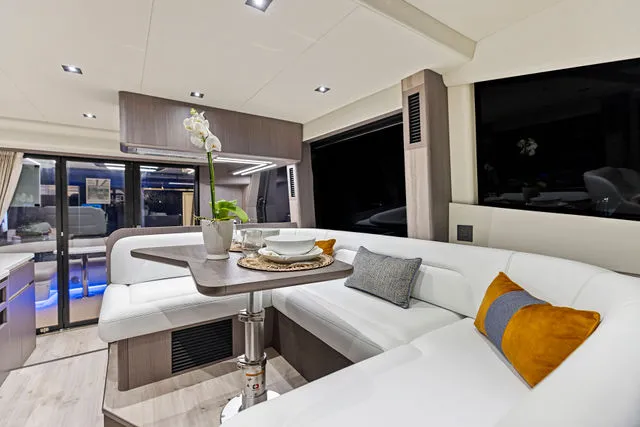 Slide: The Image of Galeon 480 Fly 2025 - 20