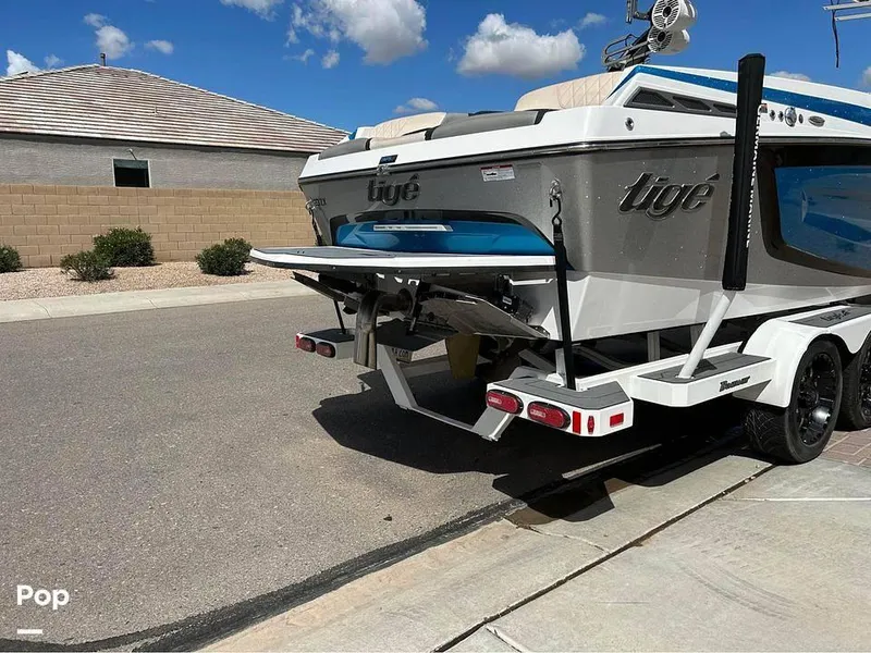 Slide: The Image of 2020 Tige 23 ZX for sale in San Tan Valley, AZ - 12