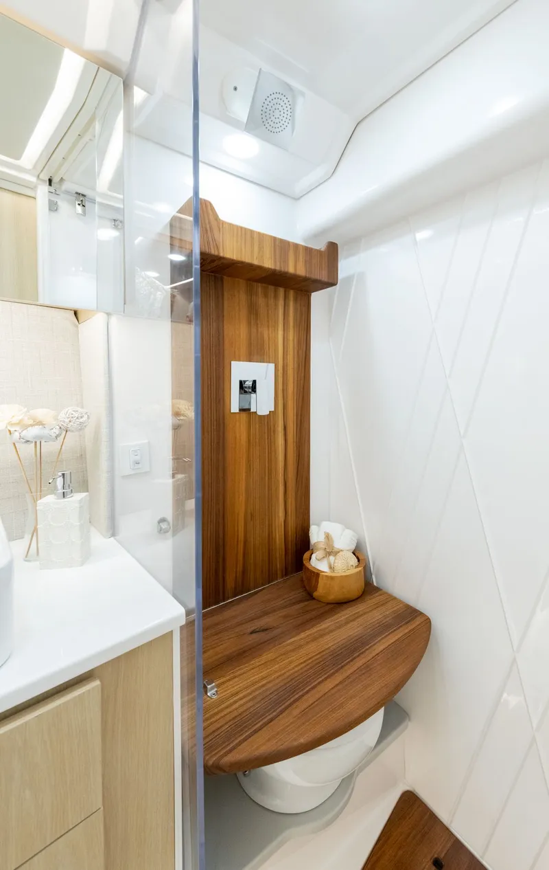 Slide: The Image of Regal 36 Grande Coupe 2025 - 18