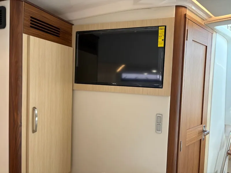 Slide: The Image of Regal 36 Grande Coupe 2025 - 42