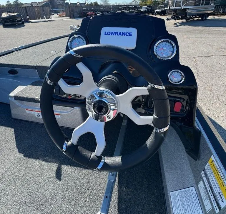 Slide: The Image of Nitro Z17 2025 - 93