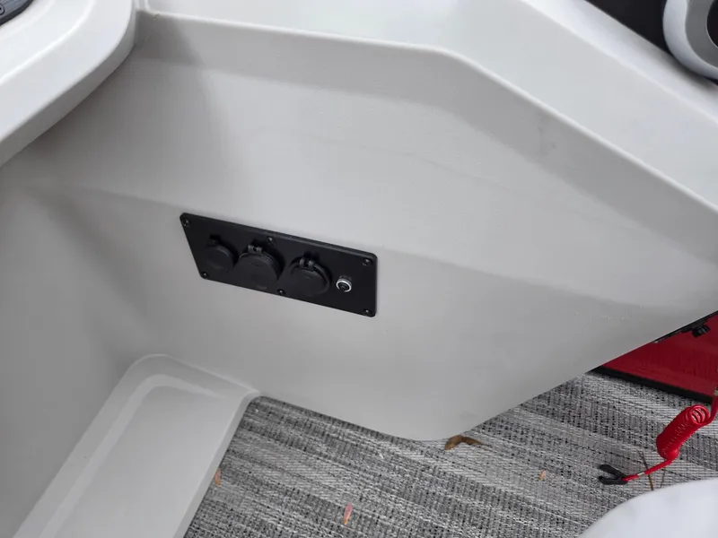 Slide: The Image of Control panel on 2025 Godfrey SWEETWATER 2286 SFL boat interior. - 16