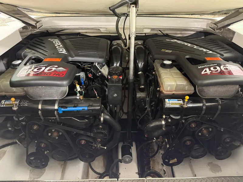 Slide: The Image of Twin Mercury 496 engines in a 2002 Formula 400 Super Sport boat. - 9