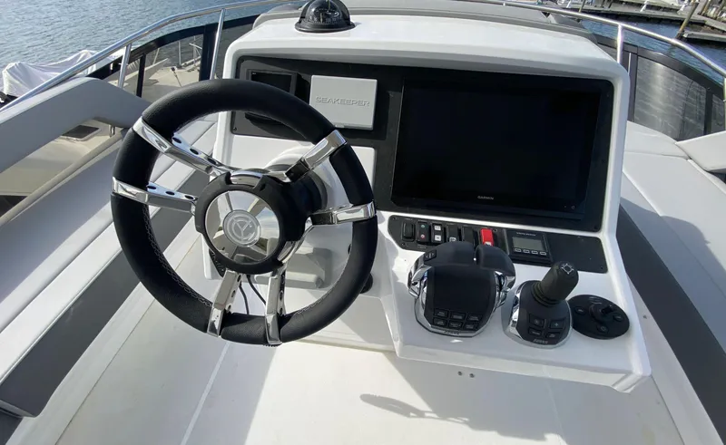 Slide: The Image of Cruisers 60 Fly 2022 - 66