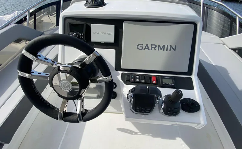 Slide: The Image of Cruisers Yachts 60 Fly 2022 - 65