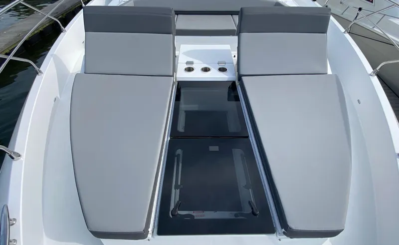 Slide: The Image of Cruisers Yachts 60 Fly 2022 - 77