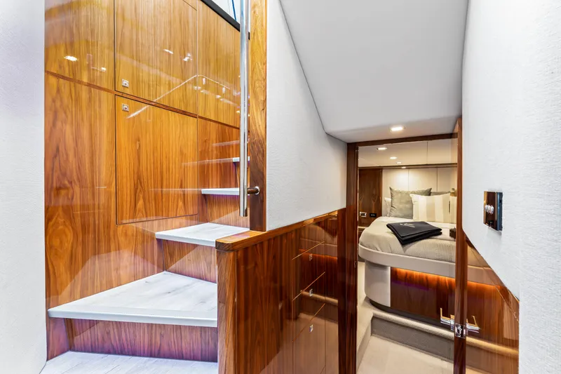 Slide: The Image of Riviera 5400 Sport Yacht 2021 - 50