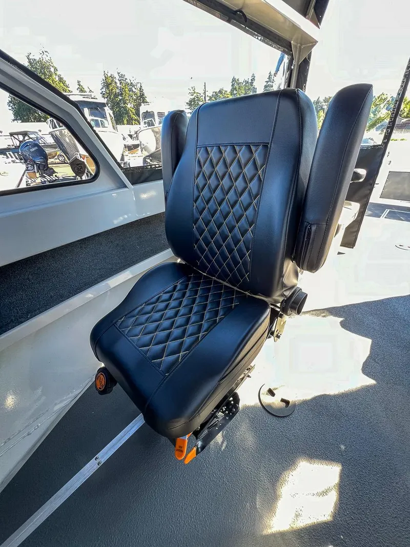 Slide: The Image of North River 24 SEAHAWK RTF 2026 - 11