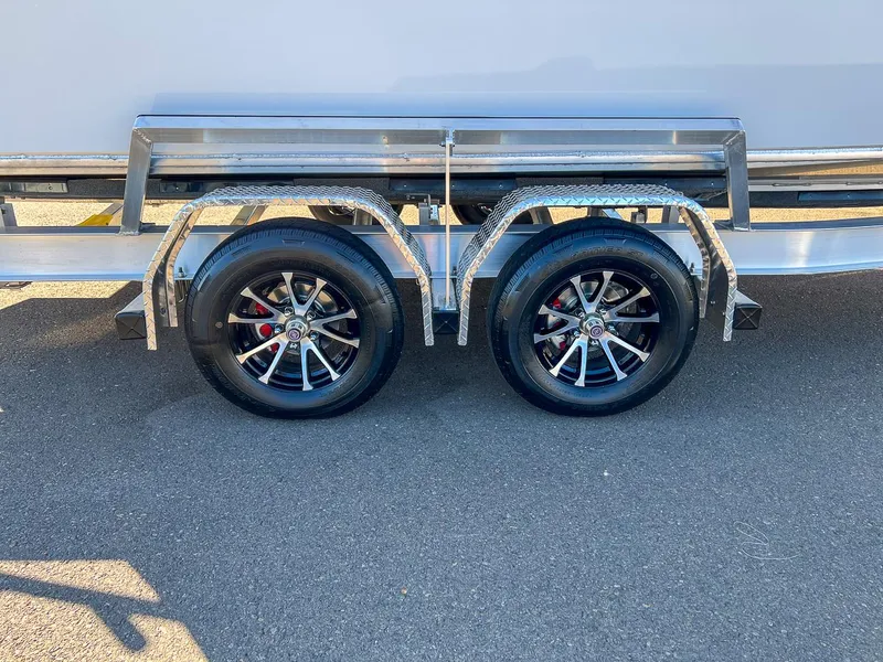 Slide: The Image of North River 24 SEAHAWK RTF 2026 - 23