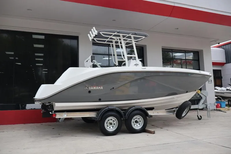 The Image of Yamaha 222 FSH Sport 2025 - 0