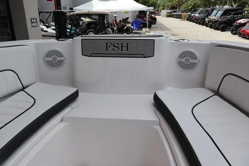 Slide: The Image of Yamaha 222 FSH Sport 2025 - 12