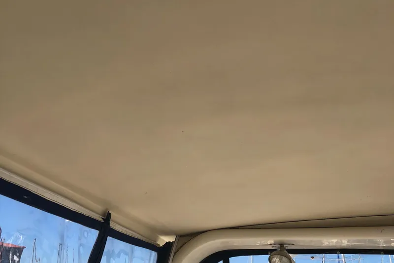 Slide: The Image of Interior ceiling of 1987 Chris-Craft 426 Catalina boat. - 28