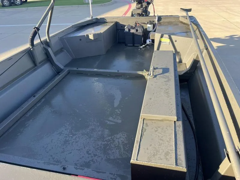 Slide: The Image of Go-Devil 16X60SDO 2025 - 9