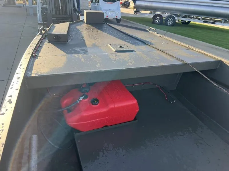 Slide: The Image of Go-Devil 18X54SD 2025 - 10