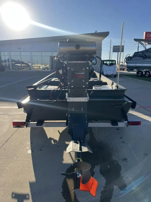 Slide: The Image of Go-Devil 18X54SD 2025 - 4