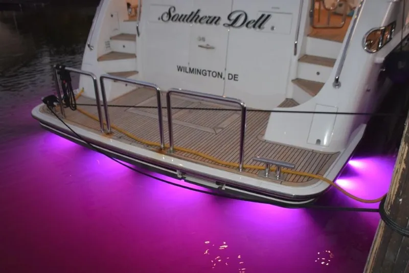Slide: The Image of Lumishore EOS underwater lights - 83