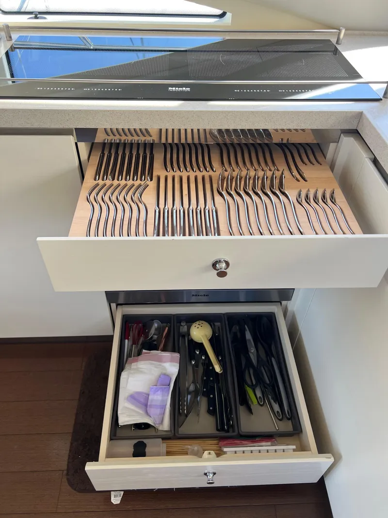 Slide: The Image of Azimut 54fly 2016 - 53