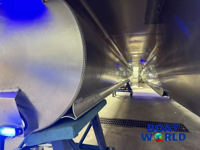 Slide: The Image of Bentley Pontoons Elite 223 Swingback Tritoon & Honda 4-Stroke EFI 2025 - 47