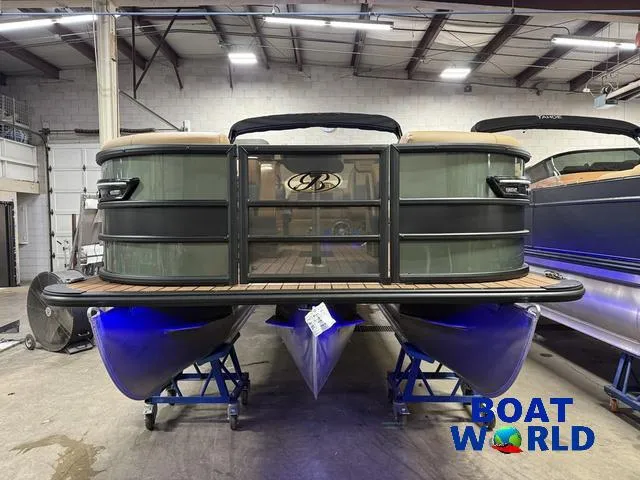 Slide: The Image of Bentley Pontoons Elite 223 Swingback Tritoon & Honda 4-Stroke EFI 2025 - 52